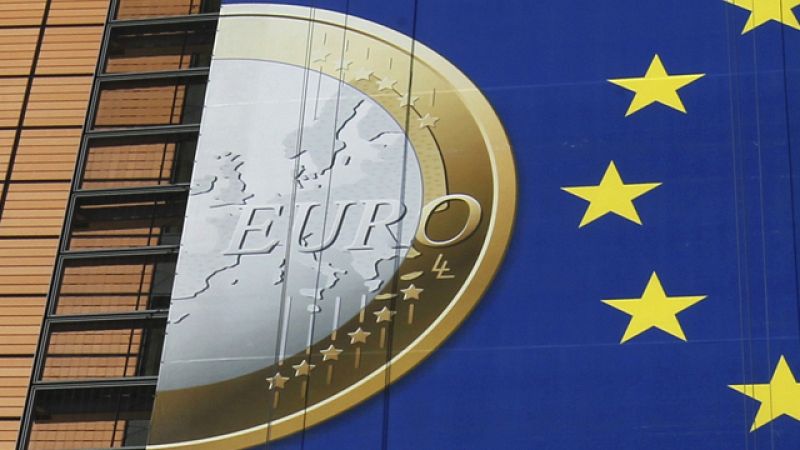 Telediario 1 en cuatro minutos - 27/10/11