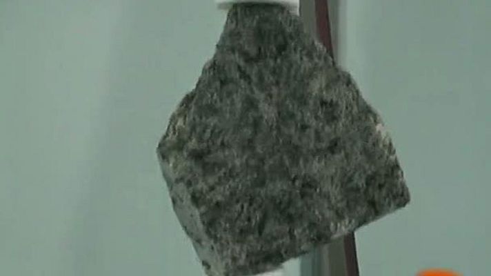 Ciencia y tecnología en Rtve.es - Un trocito de Luna, en Madrid