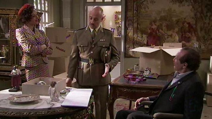 Amar en tiempos revueltos - Angélica y Armenteros