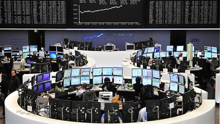 Telediario 1 - Telediario 2 en 4' - 27/10/11