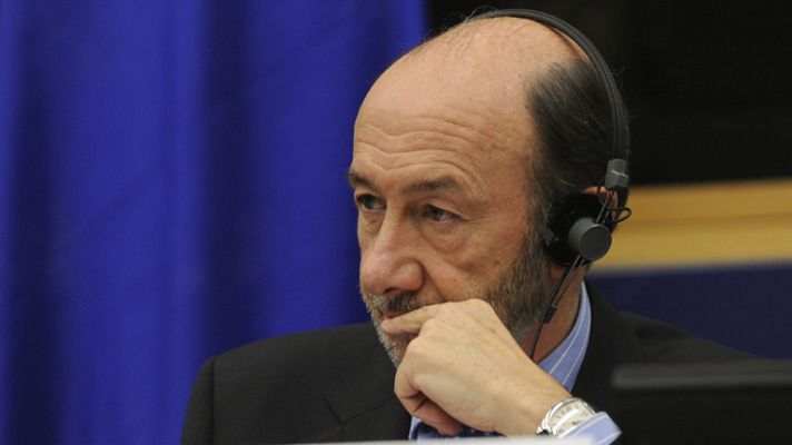 Telediario 1 - Rubalcaba contesta a Rajoy