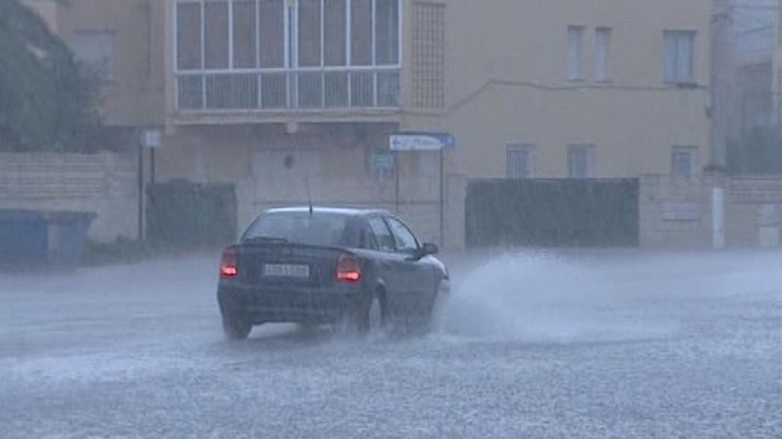 Telediario 1 - Telediario 1 en 4' - 29/10/11