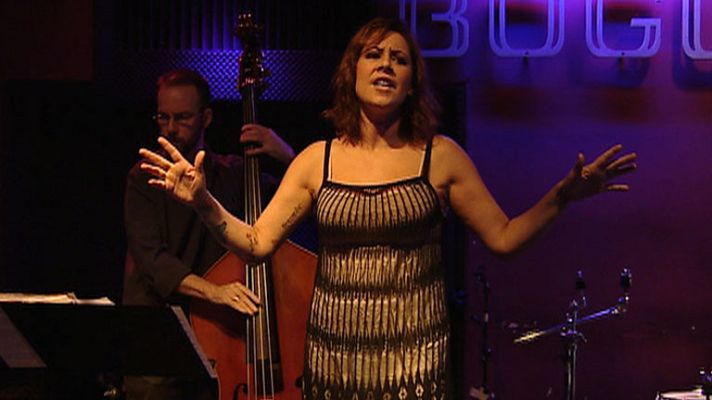 Telediario 1 - La crítica a favor de Eva Cortes