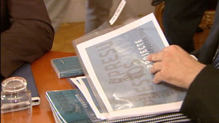 Telediario 1 - Presupuestos de las comunidades