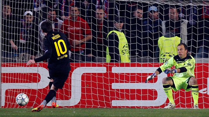 Champions League - Messi marca de penalti su gol 200