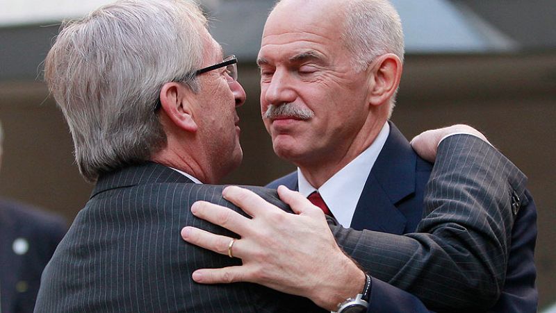 Angela Merkel y Nicolás Sarkozy se reunirán hoy con Papandreu en Cannes, Francia.