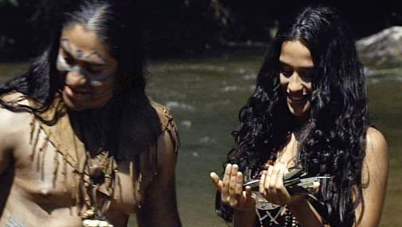 Águila Roja - "Nosotros solo 'difiende'" | Ver