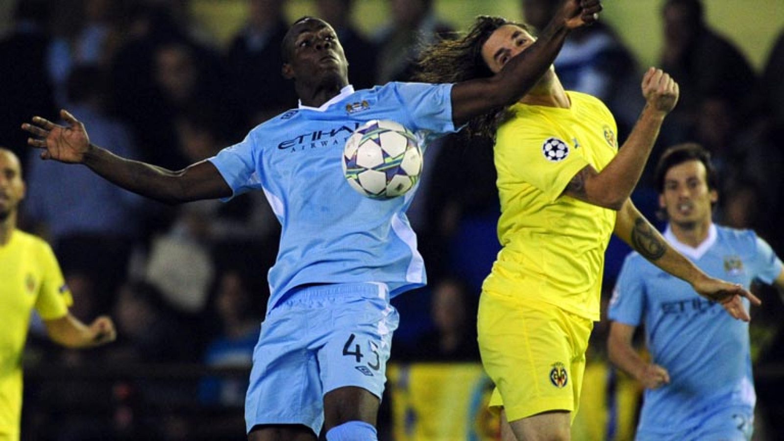 Touré abre la cuenta del City (0-1)