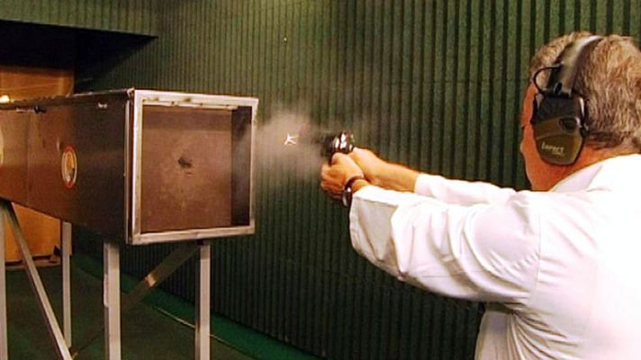 Comando Actualidad - Jugar con fuego -Policía científica