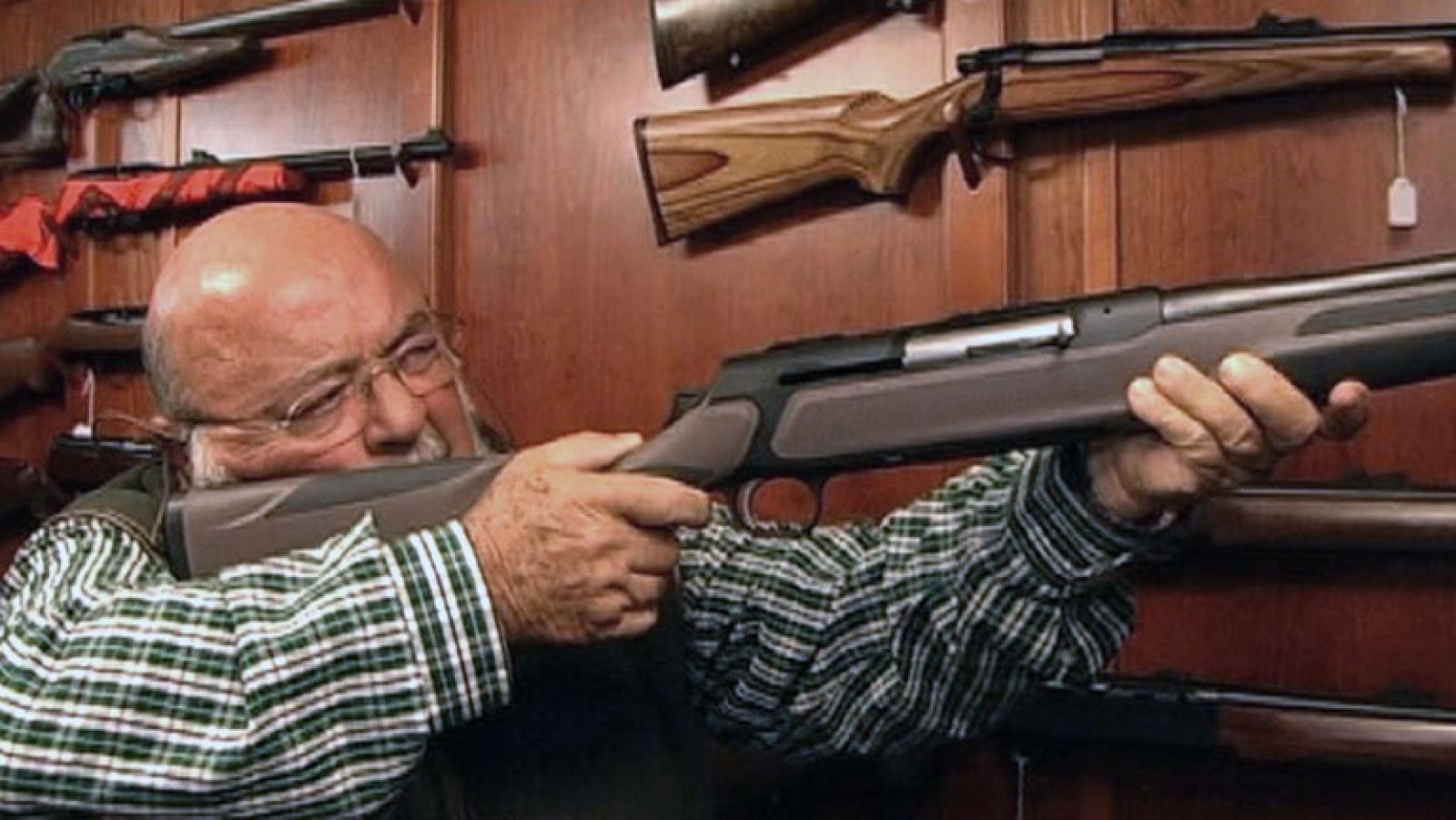 Comando Actualidad - Jugar con fuego - Armería