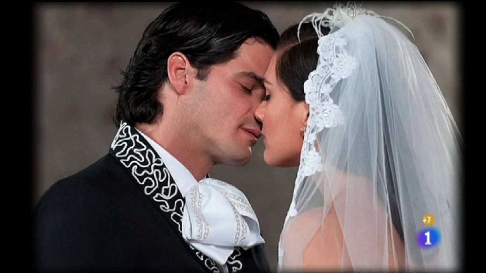 Amar de nuevo - Capítulo 76 - Camilo y Paula discuten cuando ésta quiere reclamar a su hijo Francisco - Ver ahora