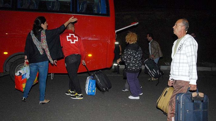 Informativo 24h - Más de 300 evacuados en El Hierro por la erupción del volcán