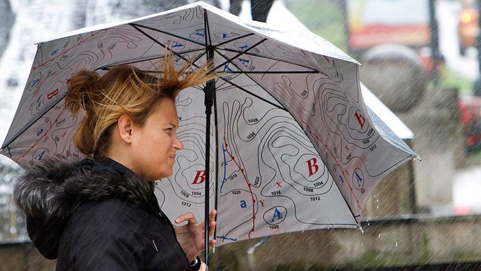 Alerta por lluvia, viento y fuerte oleaje en 25 provincias | Ver