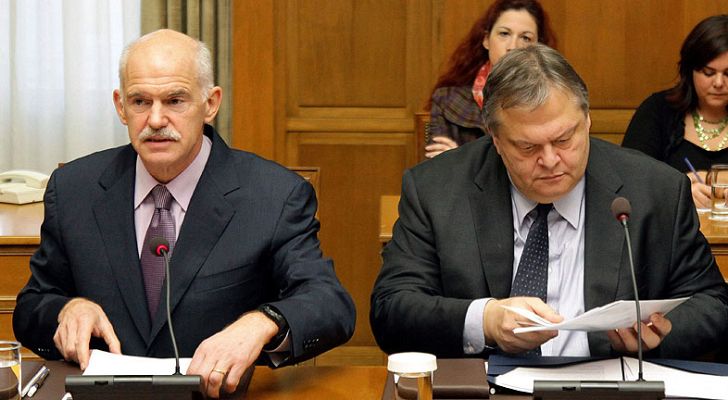 Telediario 1 - Papandréu cede el poder tras acordar un gobierno de coalición transitorio