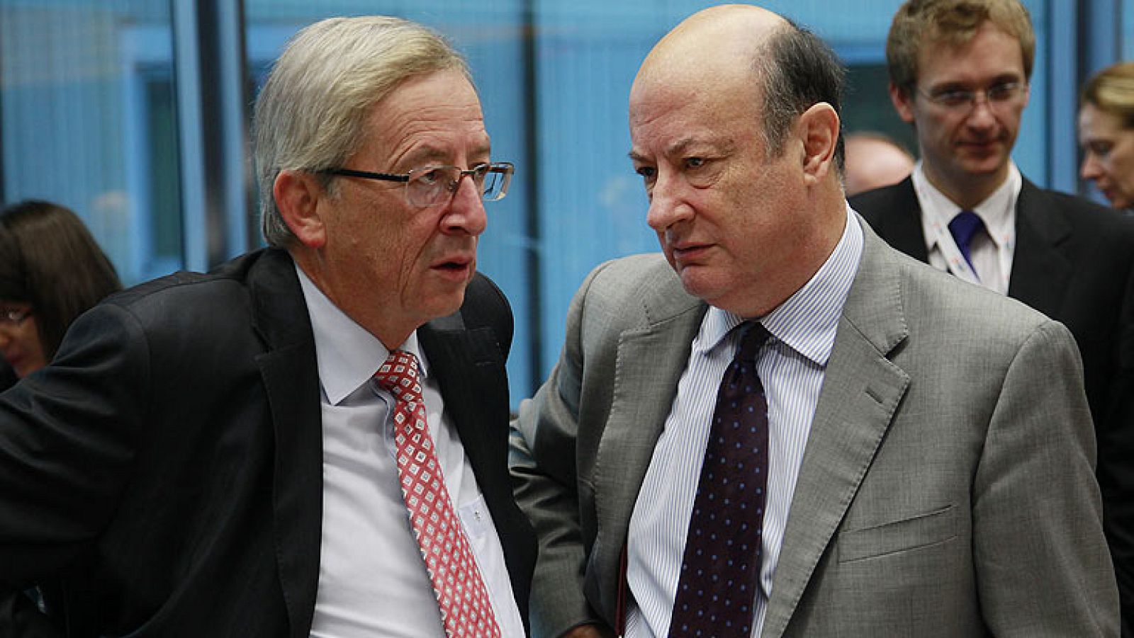 El Eurogrupo estudia concretar de forma urgente el plan de rescate europeo pactado en octubre