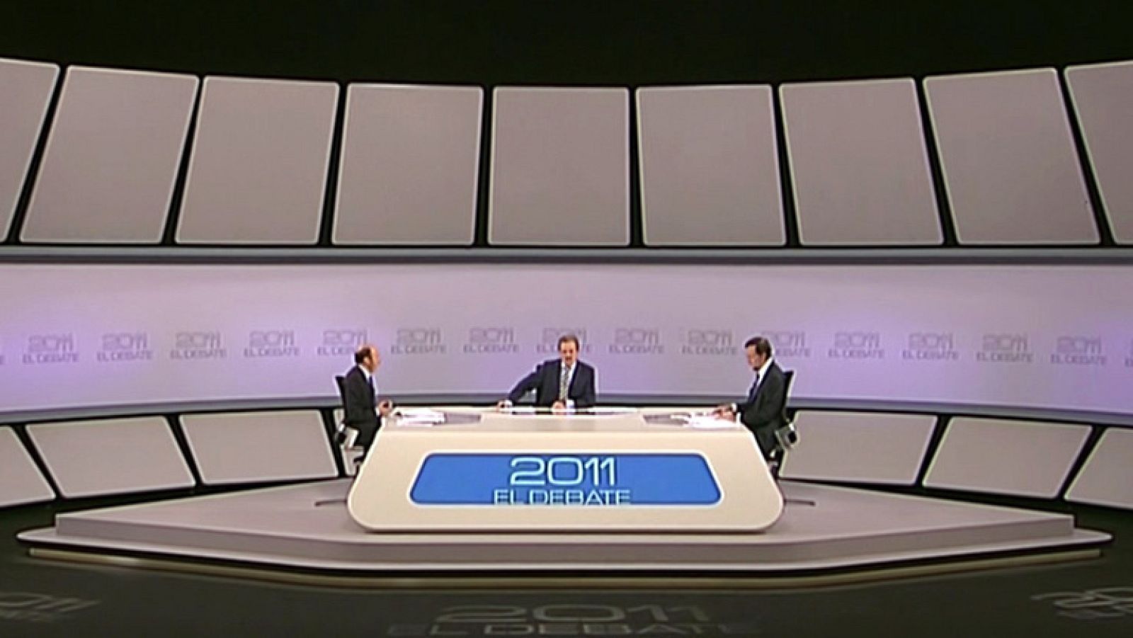 Telediario 1 en cuatro minutos - 08/11/11