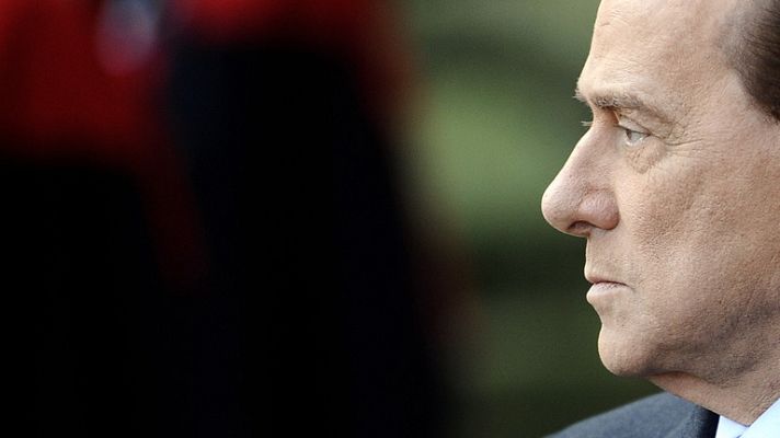 Telediario 1 - Berlusconi y su futuro político