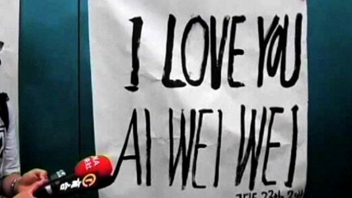 Telediario 1 - Donativos para Ai Weiwei