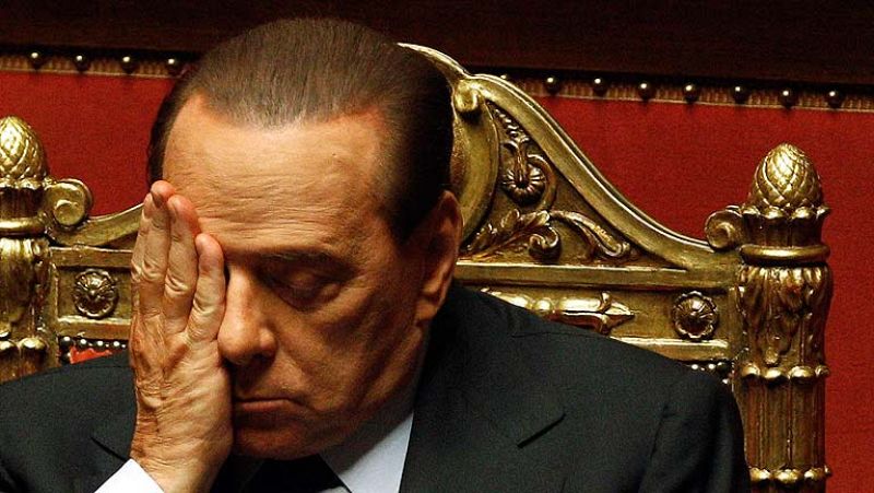 Telediario matinal en cuatro minutos - 13/11/11 | Ver