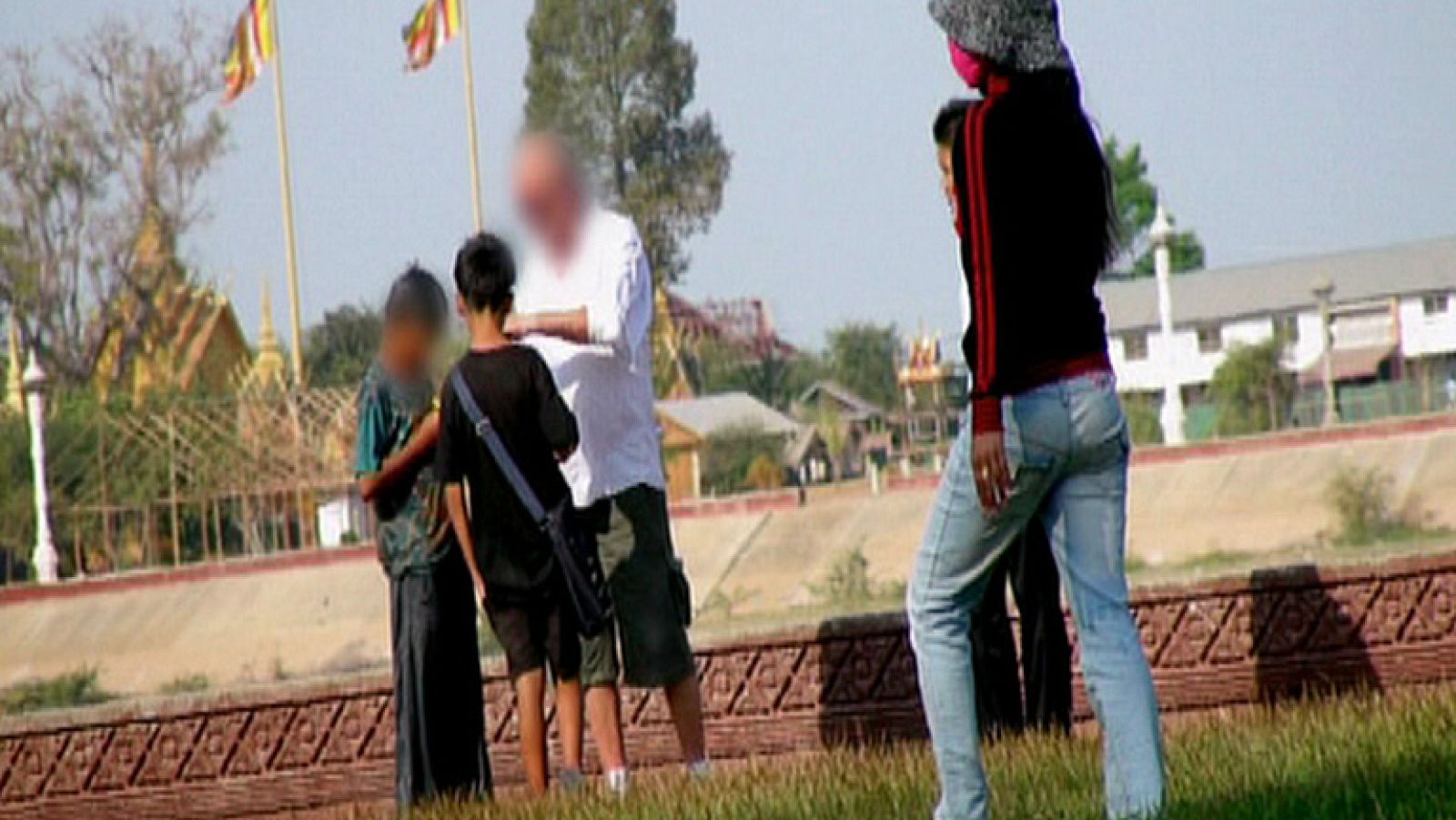 Documentos TV - Cerco al turismo pederasta - Avance