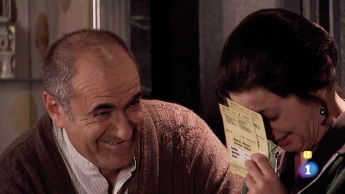 Amar en tiempos revueltos - Trino cumple el sueño de Felisa