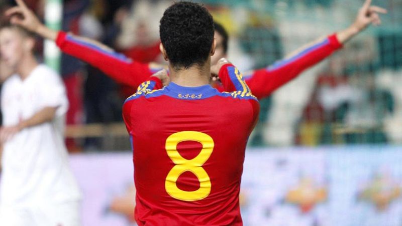 Thiago, de penalti (2-0)