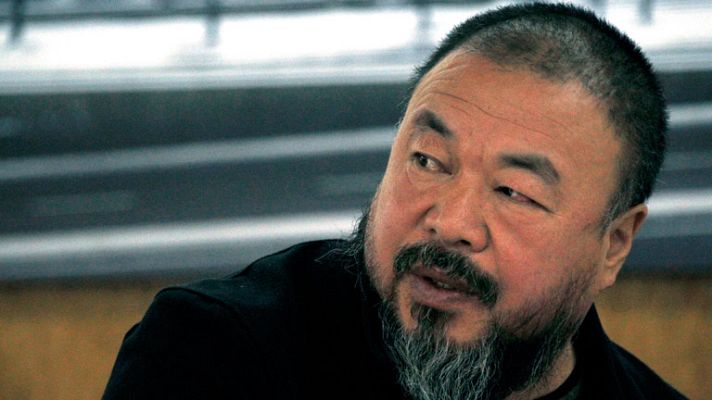 Telediario 1 - Termina el plazo para que el artista y disidente chino Ai Wei Wei pague la sanción millonaria impuesta por las autoridades