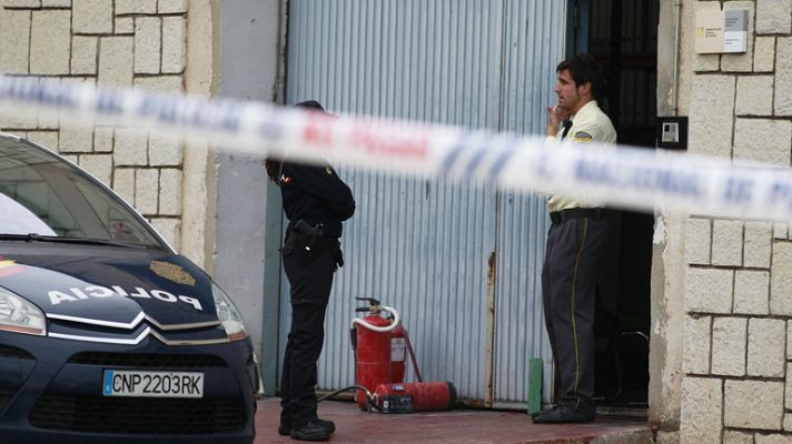 Telediario 1 - Investigación del robo de drogas