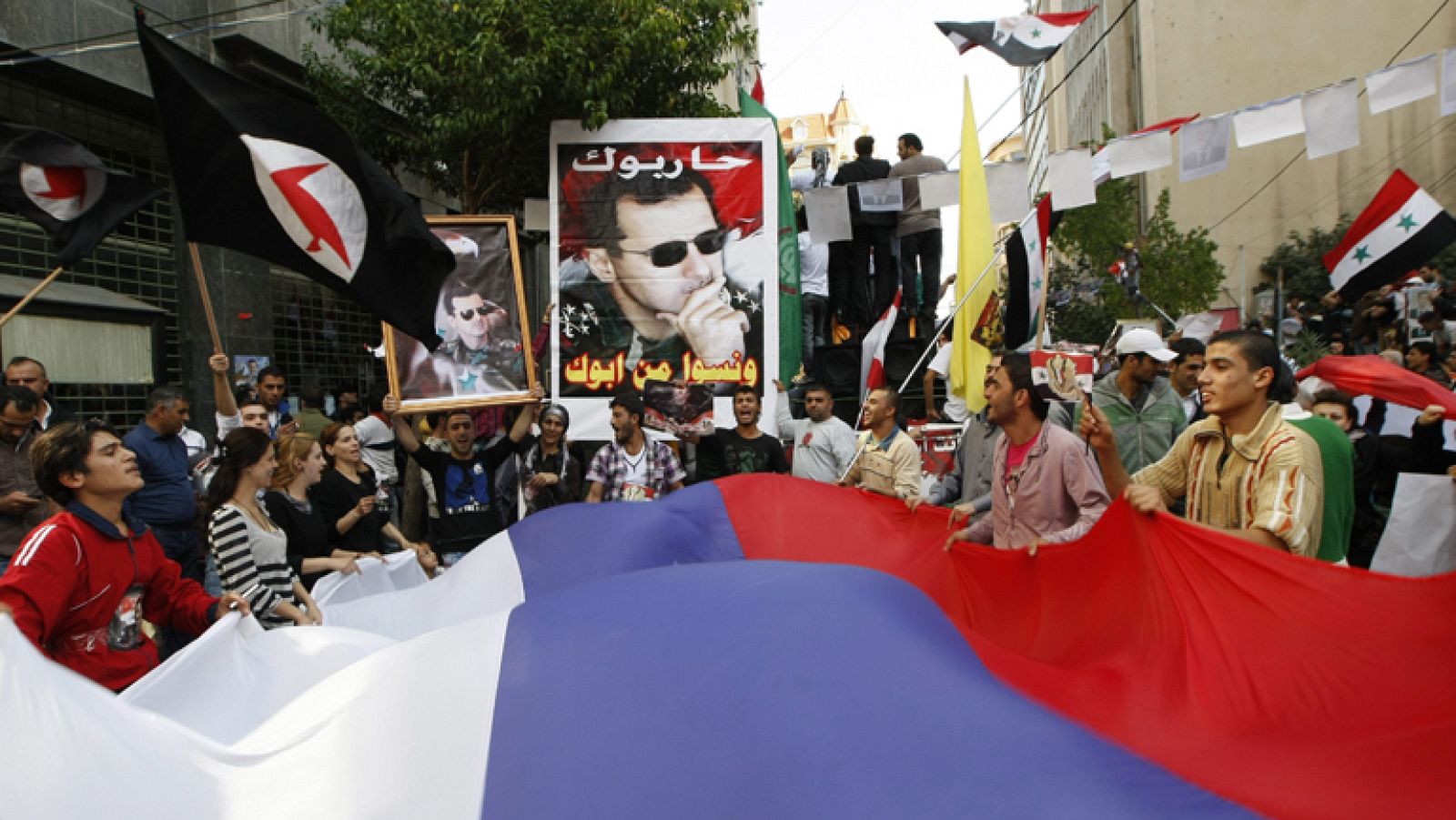 Asad anuncia la liberación de 1.180 detenidos tras las críticas de Turquía y la Liga Árabe