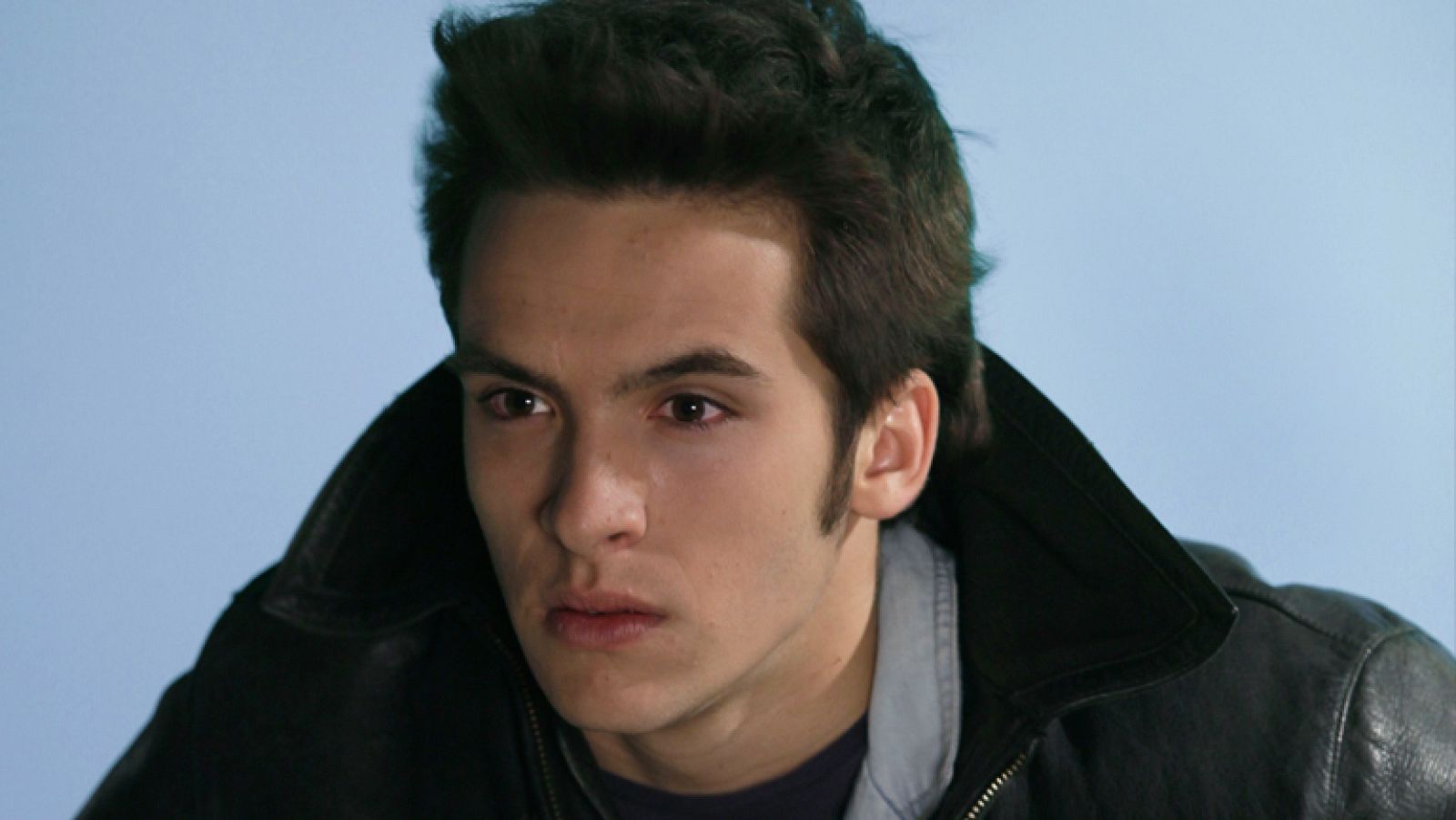 Carlos se va de casa