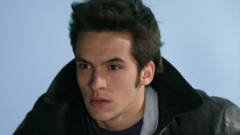 Carlos se va de casa