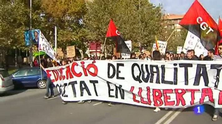 L'Informatiu - L'informatiu en 2' - 17/11/11