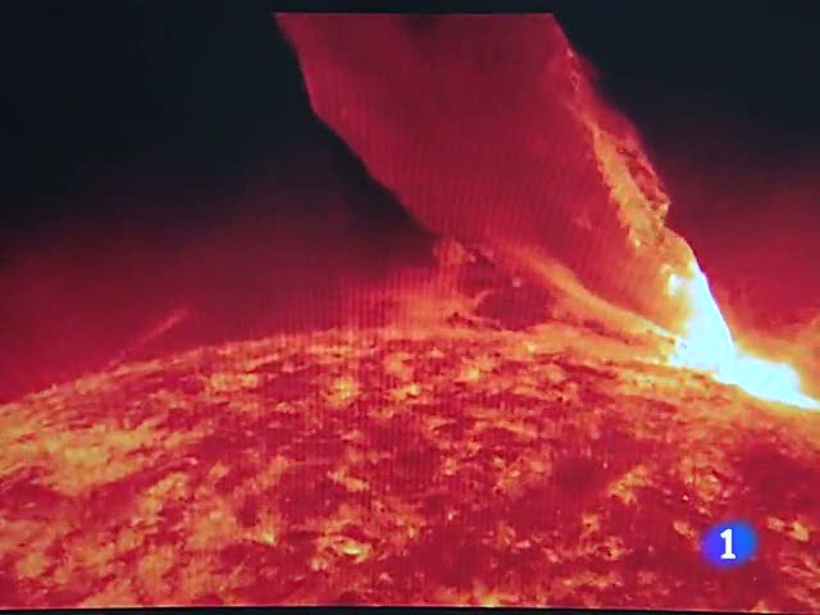 Lenguas de fuego de 300 o 400.000 mil km de largo