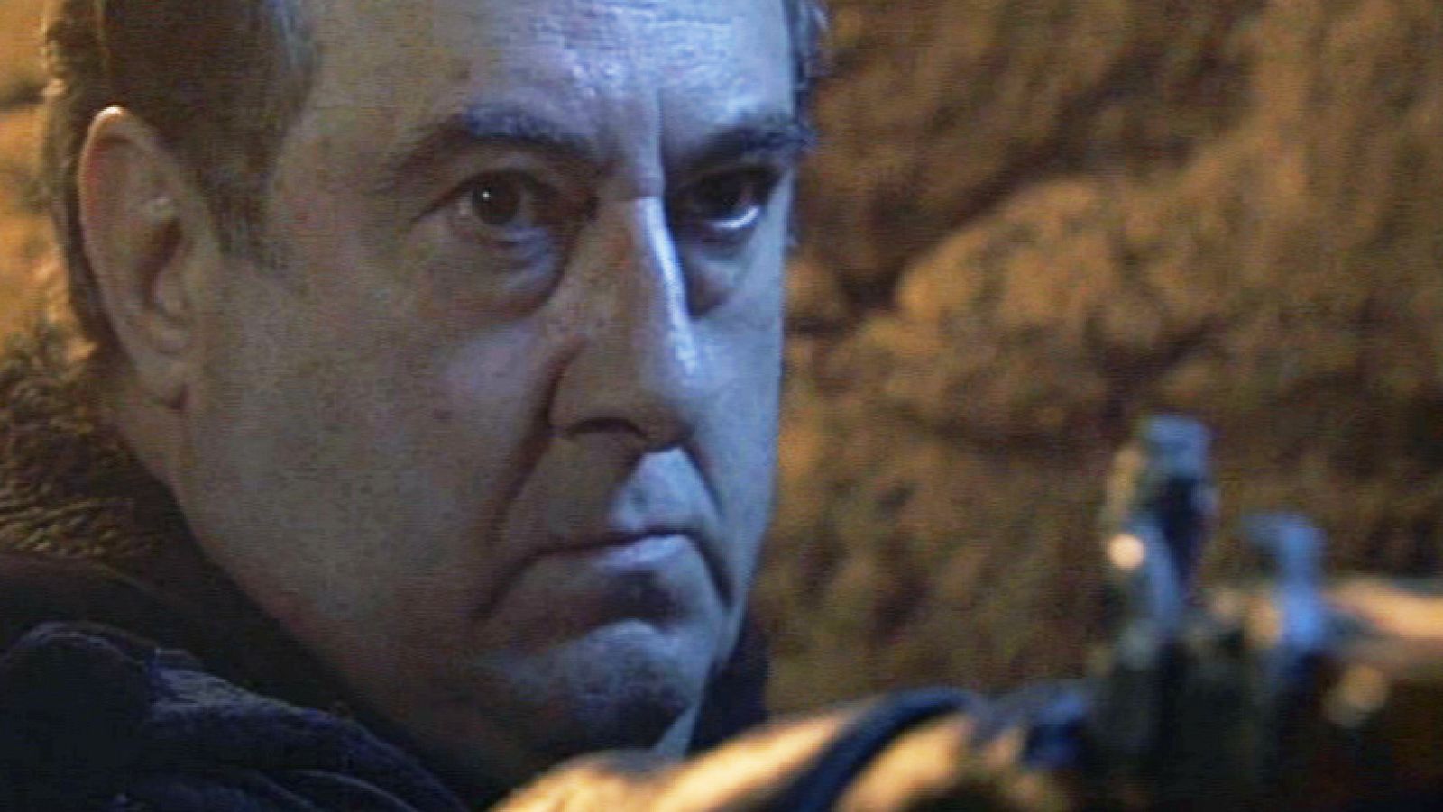 Águila Roja - El comienzo del Capítulo 45 | Ver