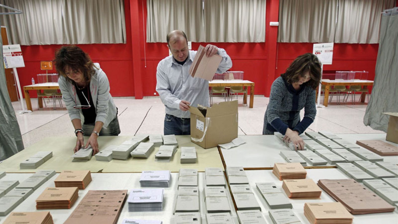 Todo preparado para votar en los 23.000 colegios electorales repartidos por toda España