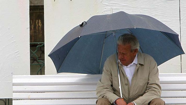 Telediario 1 - Once provincias vivirán una jornada  electoral en alerta por fuertes lluvias