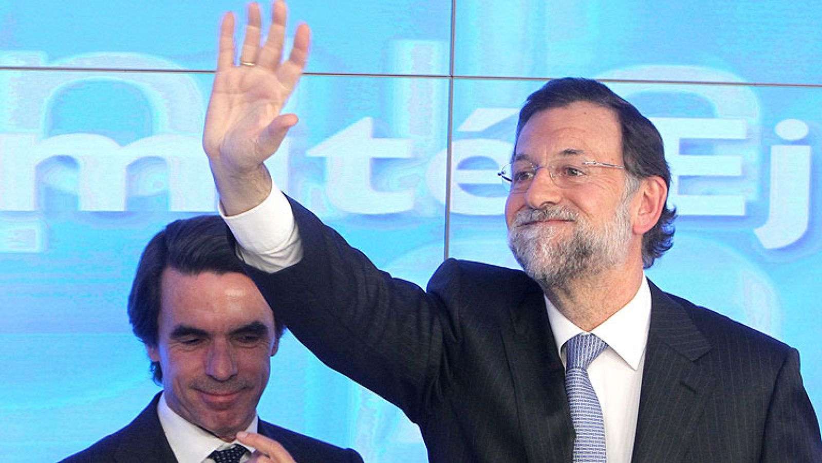 Comienzan las reuniones de trabajo para el traspaso de poderes. Soraya Saenz de Santamaría se encargará de esa gestión en Partido Popular, y Ramón Jaúregui lo hará por el PSOE.