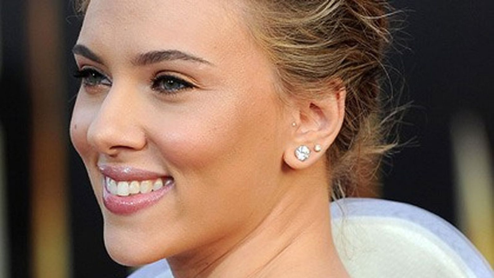 Más Gente - Scarlett Johansson cumple 27 años