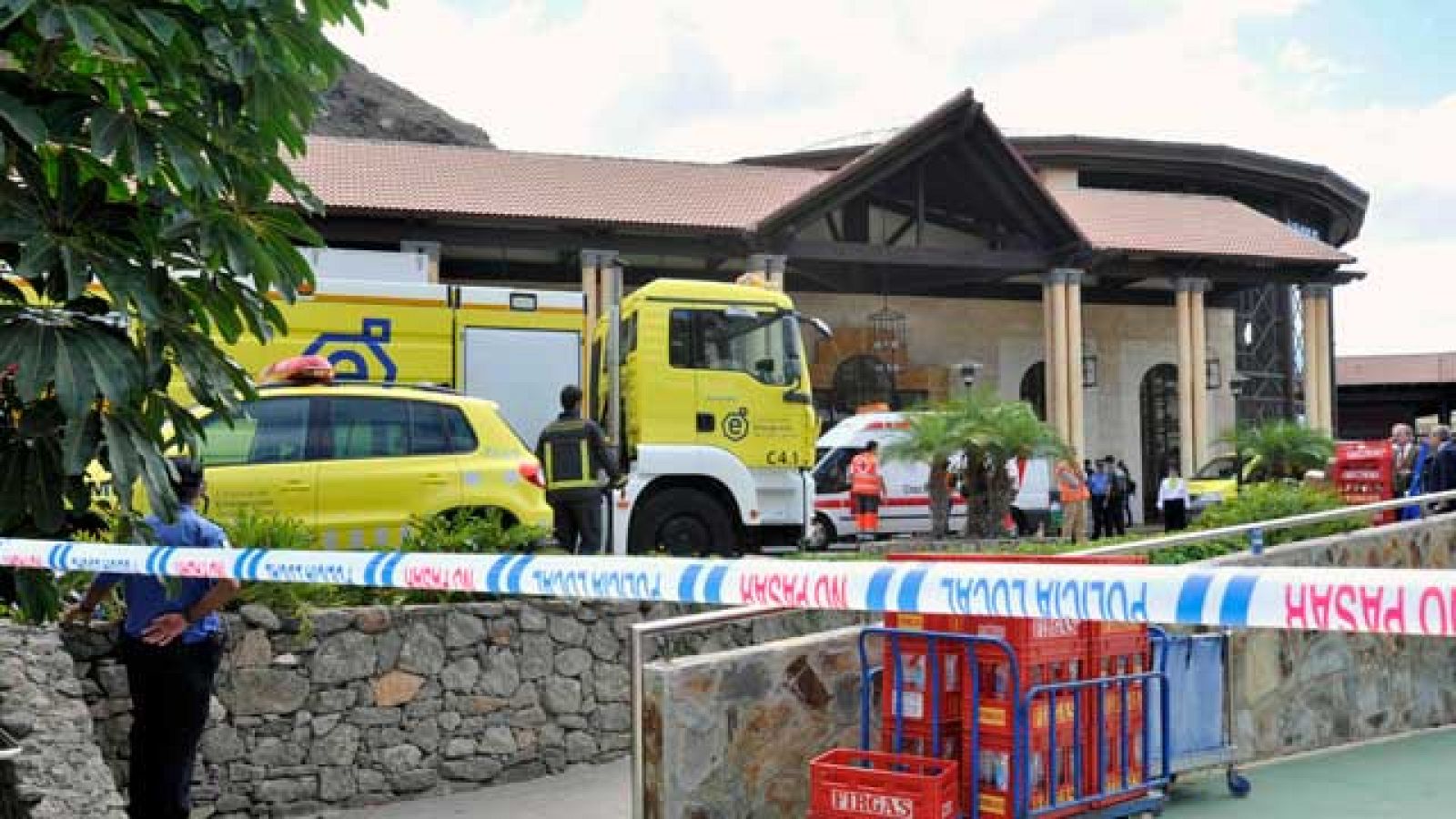 Dos de las heridas en el hotel canario serán evacuadas a Sevilla - Informativo 24h | Ver