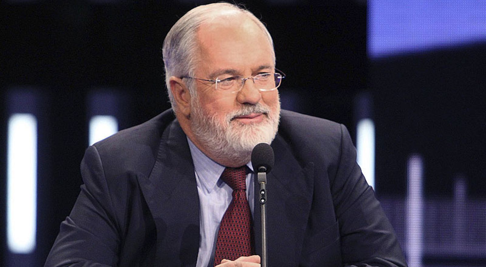 Miguel Arias Cañete: "No hay soluciones milagrosas" - 59 segundos | Ver