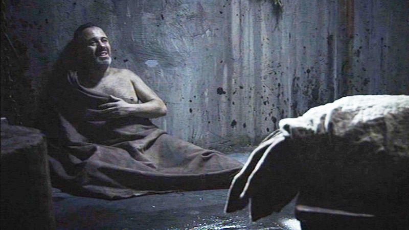 Águila Roja - Sátur conoce a su captor | Ver