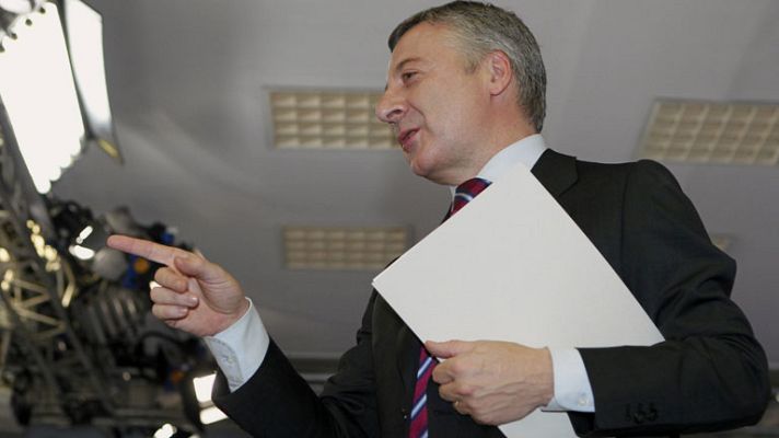 Telediario 1 - El portavoz del Gobierno en funciones, José Blanco, anuncia en TVE que se retira de la primera línea política