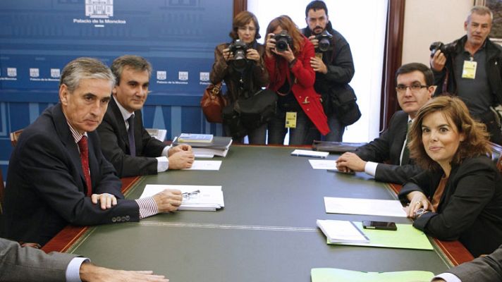 Telediario 1 - Contactos para el traspaso de poder