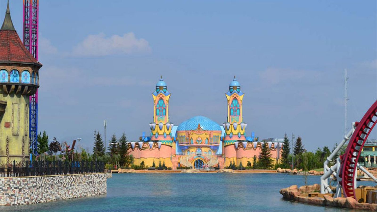 Winx te lleva al parque rainbow magicland de roma - Winx Club | Ver