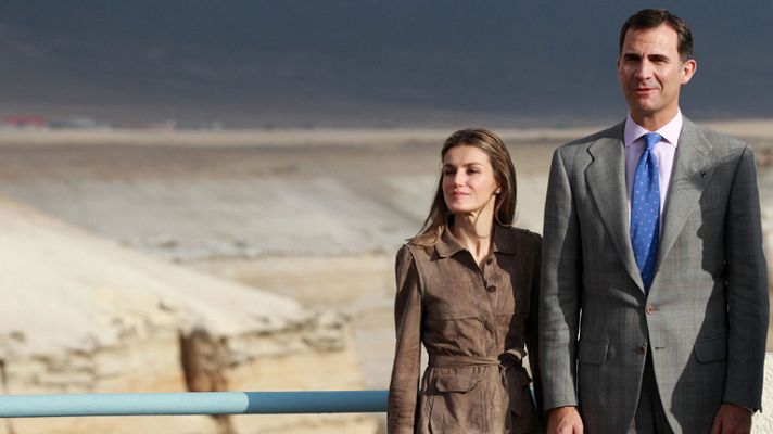 Telediario 1 - Los Príncipes siguen con su visita a Chile