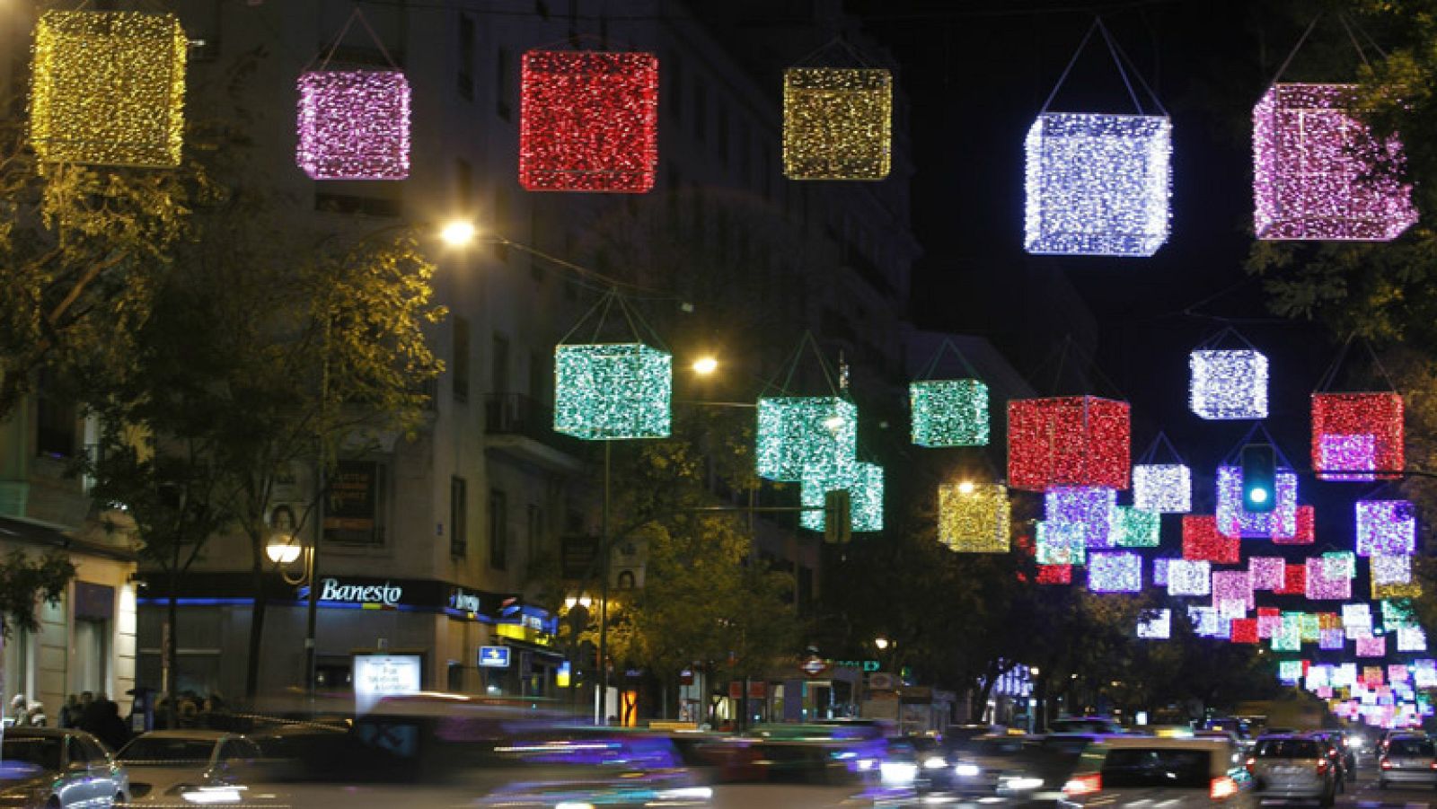 Variación de la iluminación navideña a lo largo de los años