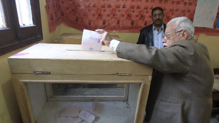 Telediario 1 - Los Hermanos Musulmanes en Egipto