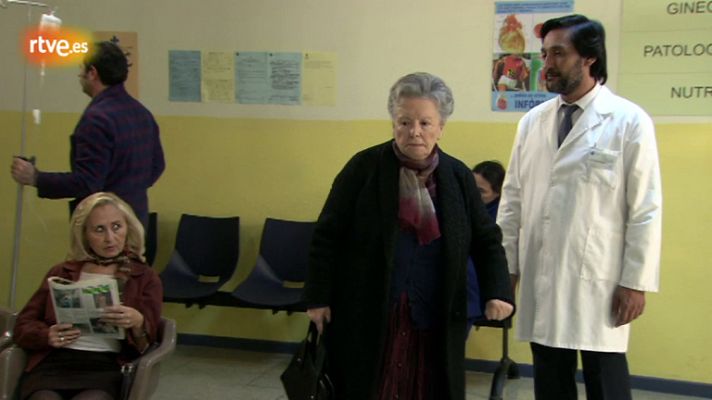 Cuéntame cómo pasó - Herminia, muy concisa con Alberto