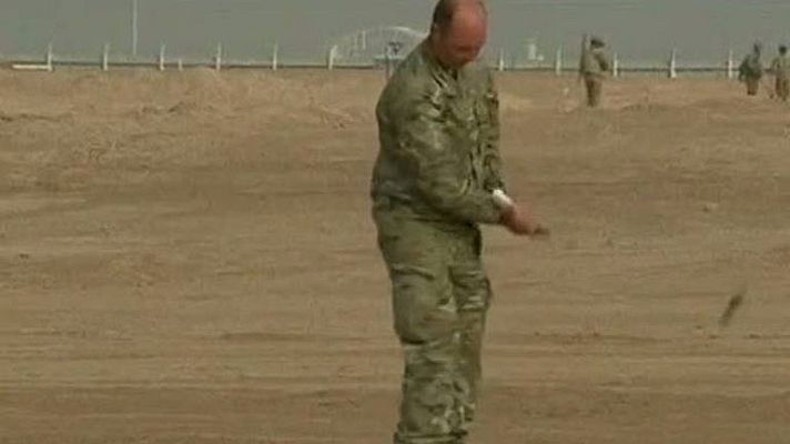 Telediario 1 - Montgomerie da clases en el desiert