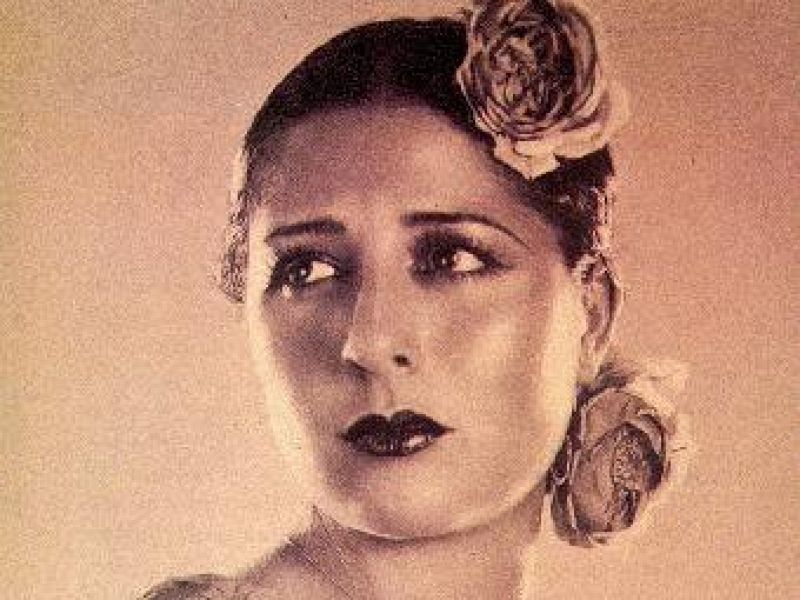 Muere Concha Piquer (1990)